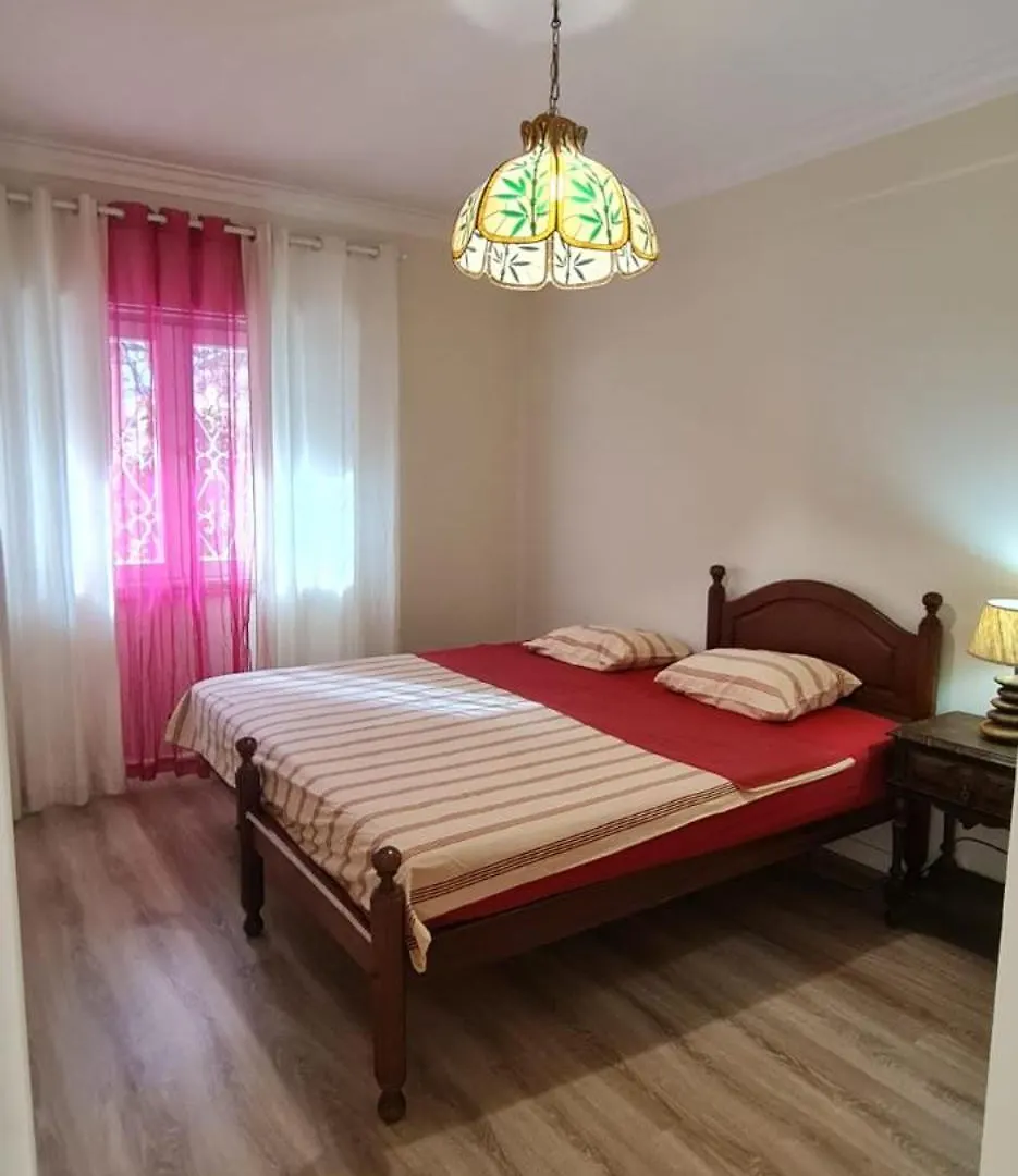 Sintra Guest House Mem Martins Hostel