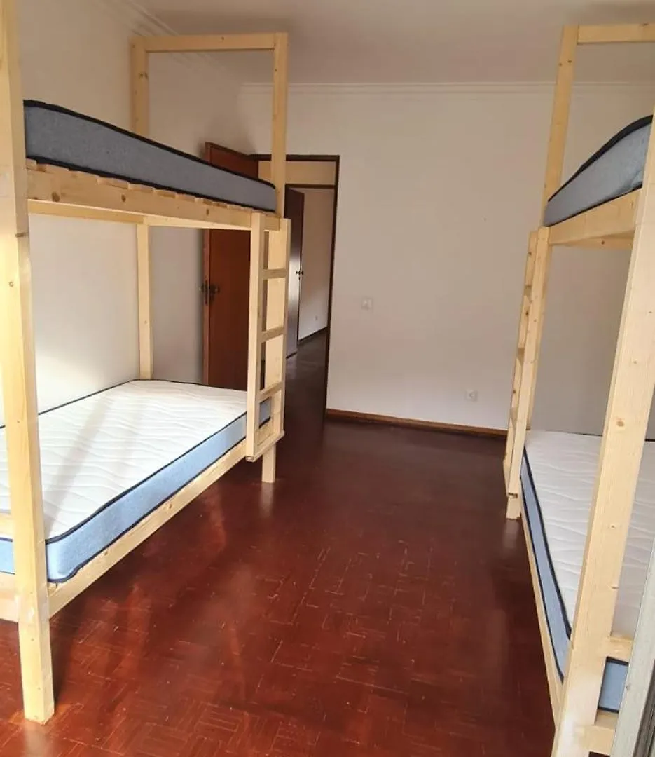 Hostel Sintra Guest House Mem Martins